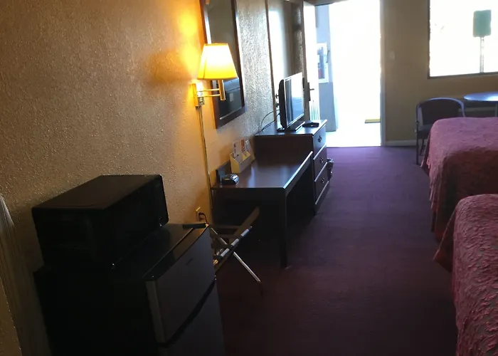 Travel Inn North Little Rock