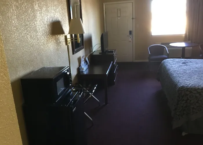 Travel Inn North Little Rock