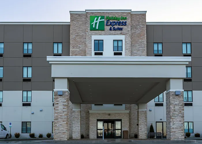 Holiday Inn Express & Suites - Columbus - Worthington By Ihg