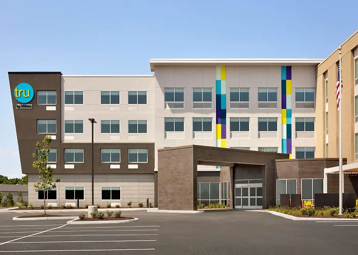 Tru By Hilton Easton