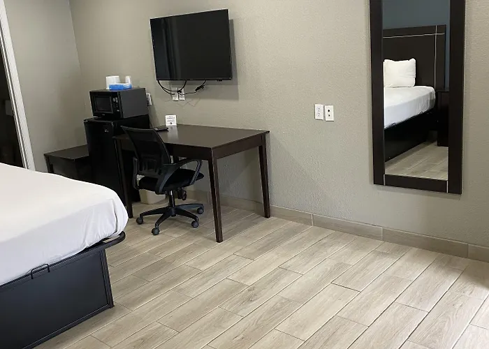 Falcon Executive Inn