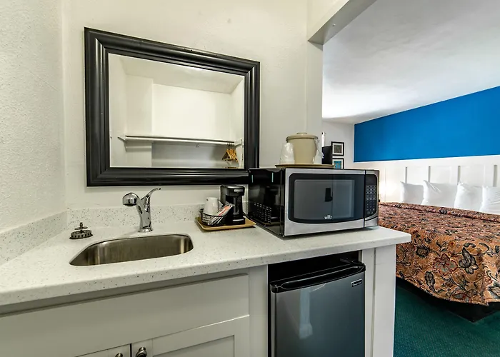 Captain'S Table Hotel By Everglades Adventures