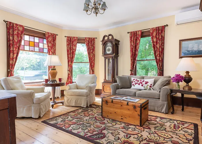 Sinclair Inn Bed & Breakfast