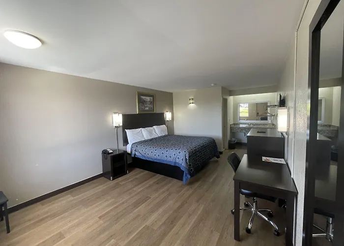 Royal Inn Motel