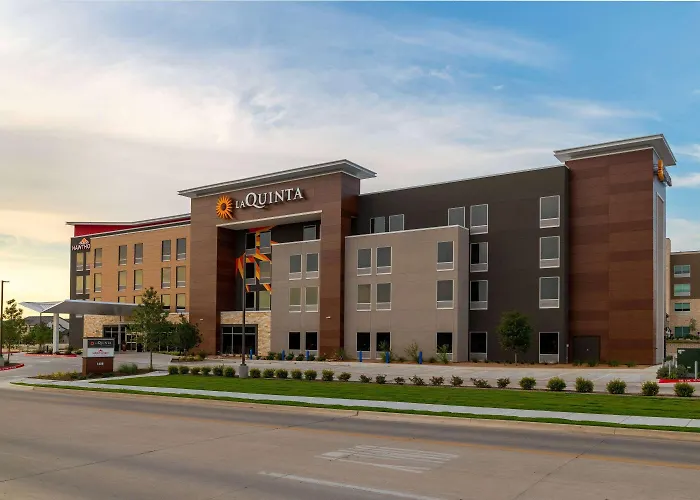 La Quinta Inn & Suites By Wyndham Pflugerville