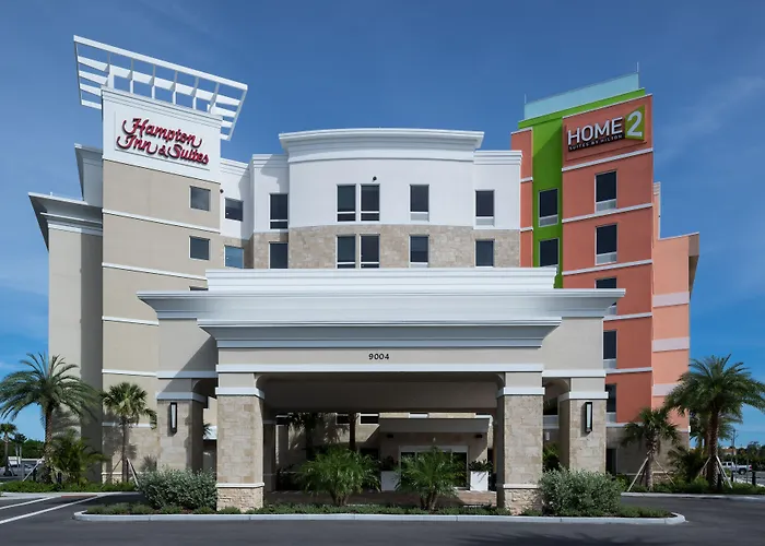 Hampton Inn & Suites Cape Canaveral Cruise Port, Fl
