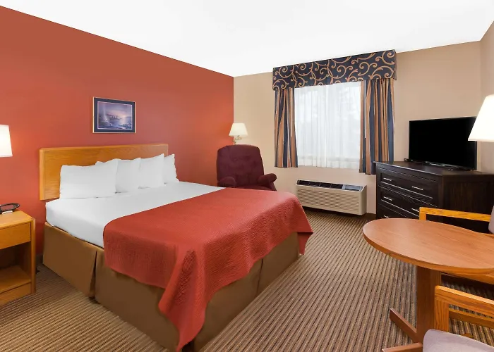 Super 8 By Wyndham St. Ignace