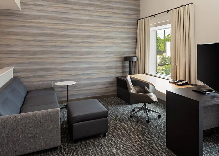 Residence Inn By Marriott Detroit Farmington Hills