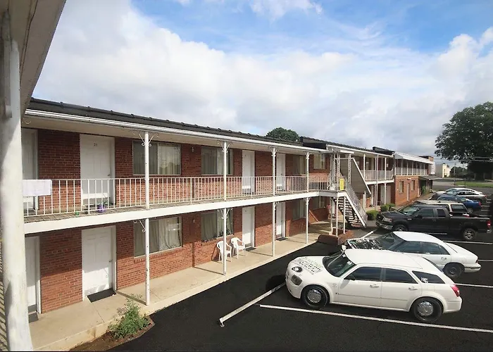 Best In Town Motel