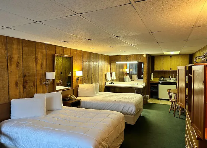 Maple Leaf Inn Lake Placid