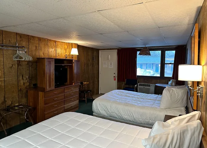 Maple Leaf Inn Lake Placid