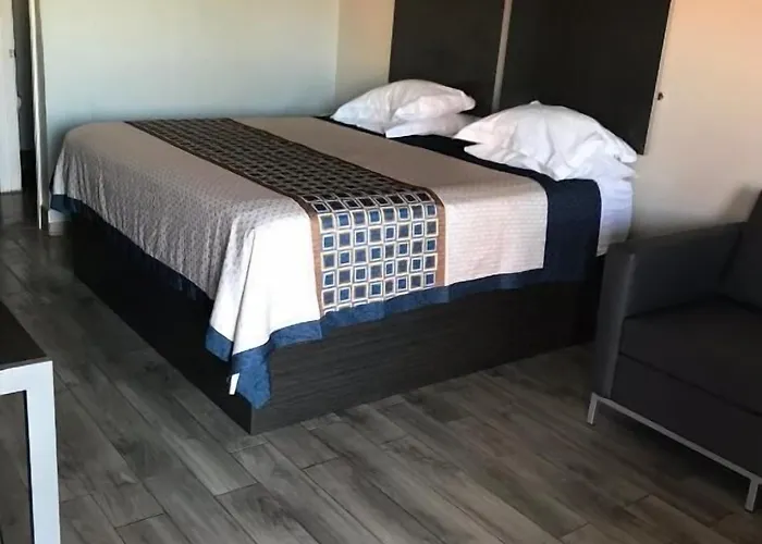 Southtown S.A. Inn