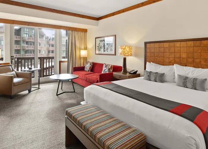 337 - Studio- Lodge At Spruce Peak -Stowe Mt Resort- Ski In Ski Out - Sleeps 4