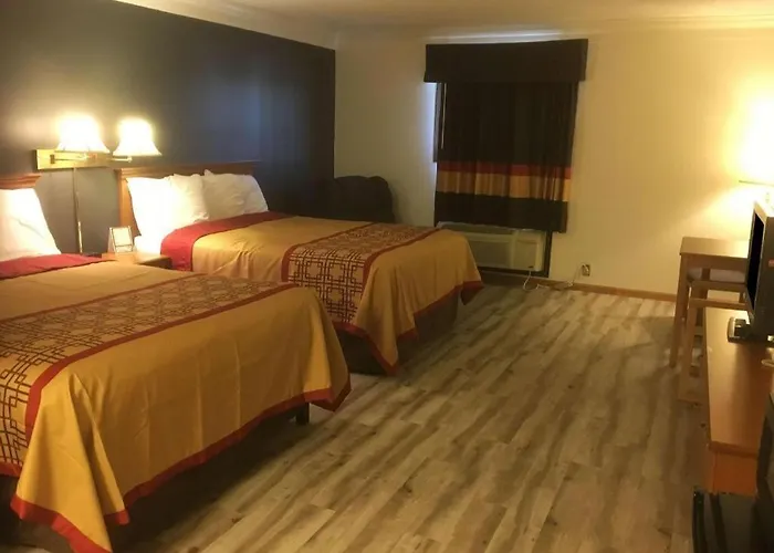 Americas Best Value Inn & Suites Thief River Falls