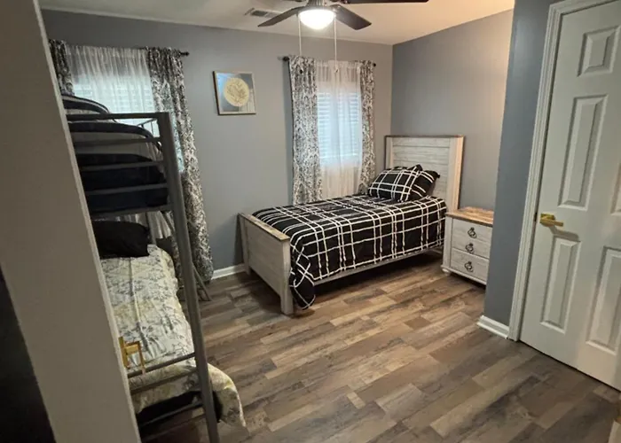 Celovacationhousing