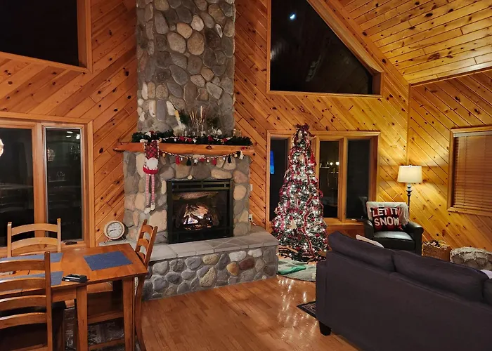 Loonstar Lodge