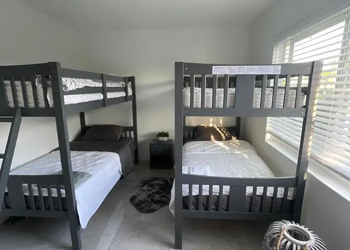 Usa Star Hostel