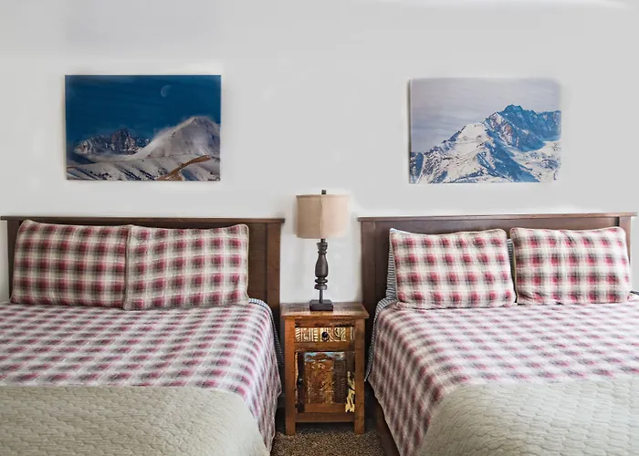 Mt Williamson Motel And Basecamp