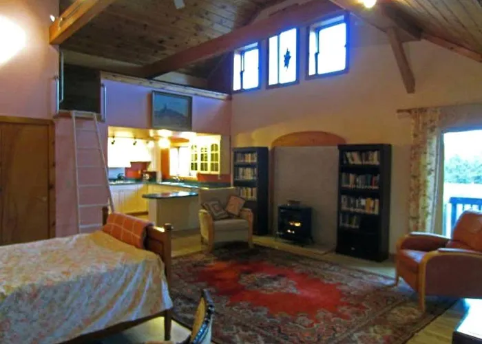 Pet-Friendly Vacation Rental On A Working Farm Near Hudson, New York