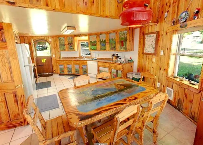 Utterly Unique Pet-Friendly Vacation Cottage In Walker, Minnesota