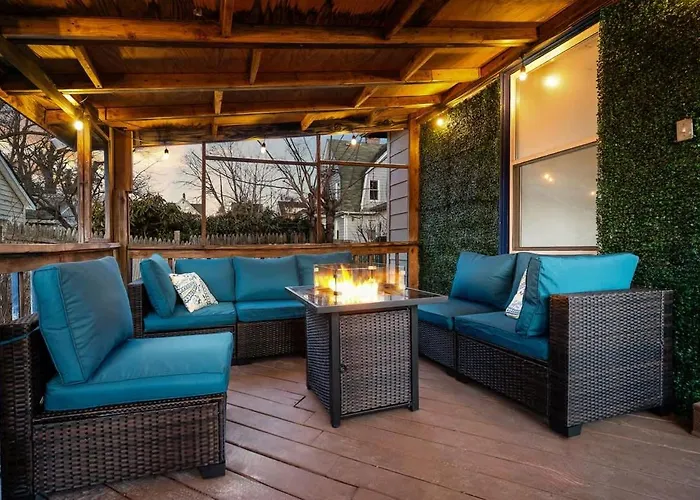 Whole House Near Nyc And Transit With Game Room Fire Pit And King Bed