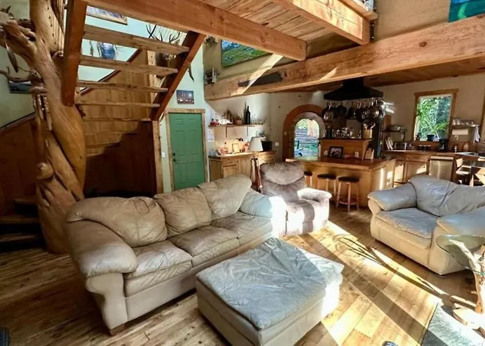 Remarkable Environmentally-Friendly Cabin In Secluded Woodlands Near Pacific Ocean, Oregon