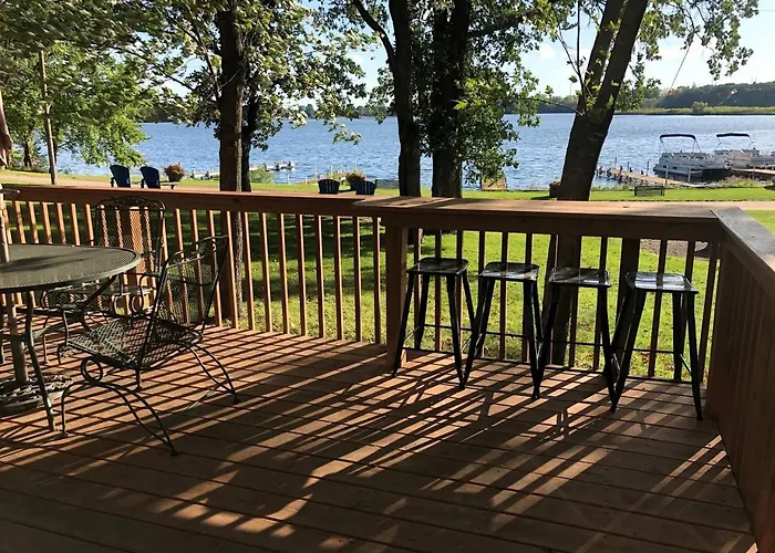 Charming Pet Friendly Cabin For 8 In Fergus Falls, Minnesota
