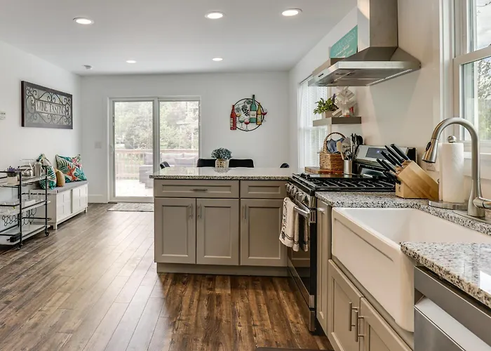 Walk To Downtown & Seneca Lake: Updated Retreat!