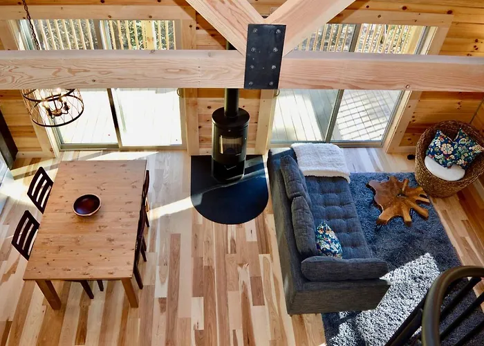 Luxury Log Cabin With Mountain And Forest Views Near Asheville, North Carolina