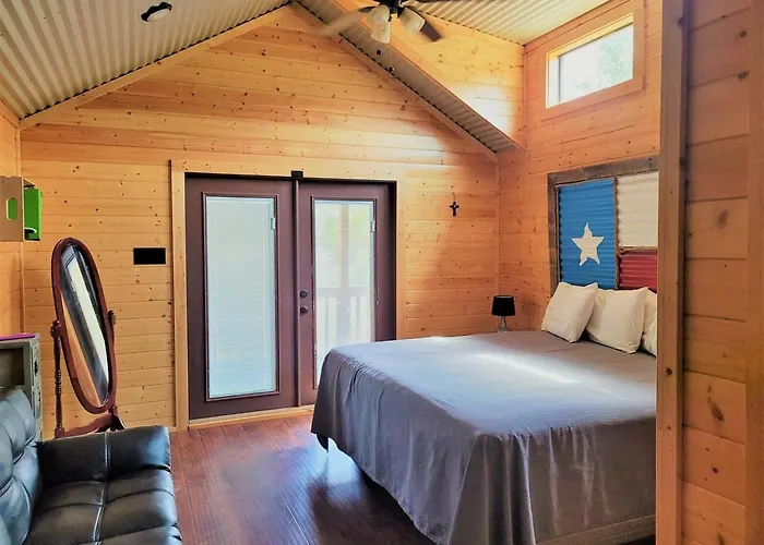Group 07) Cabin #7