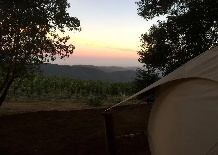 Lotus Yurt In Vineyard Overlooking Monterey Bay Near Los Gatos, California