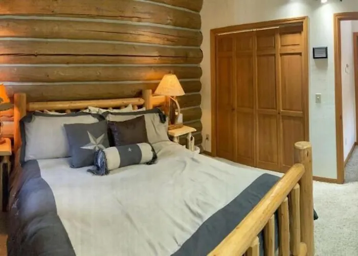Ponderosa Cabin