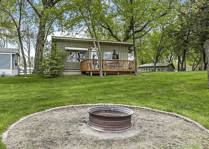 Charming Pet Friendly Cabin For 8 In Fergus Falls, Minnesota