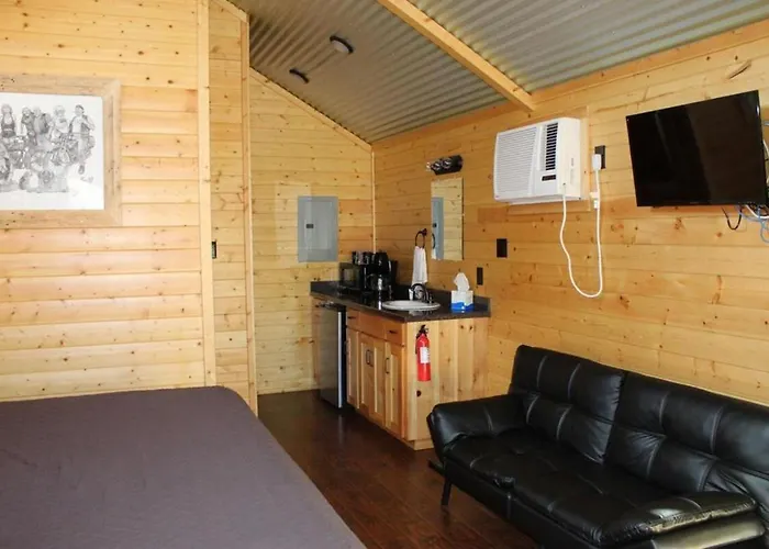 Group 04) Cabin #4