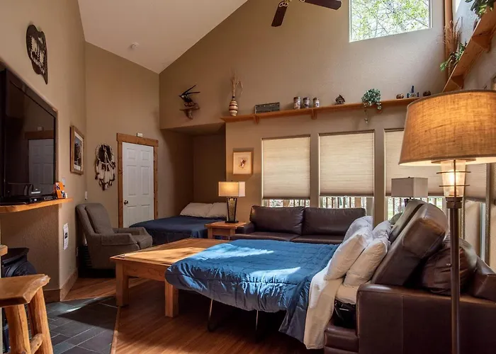 Beautiful Secluded Cabin With A Hot Tub Near Monarch Mountain In Colorado