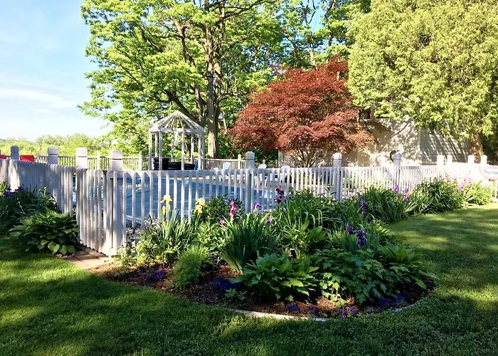Lovely Cottage Rental With A Pool And Stunning Garden Near Grand Rapids In Michigan