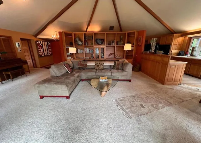 Stunning Cabin Rental With Incredible Ocean Views Along The Oregon Coast