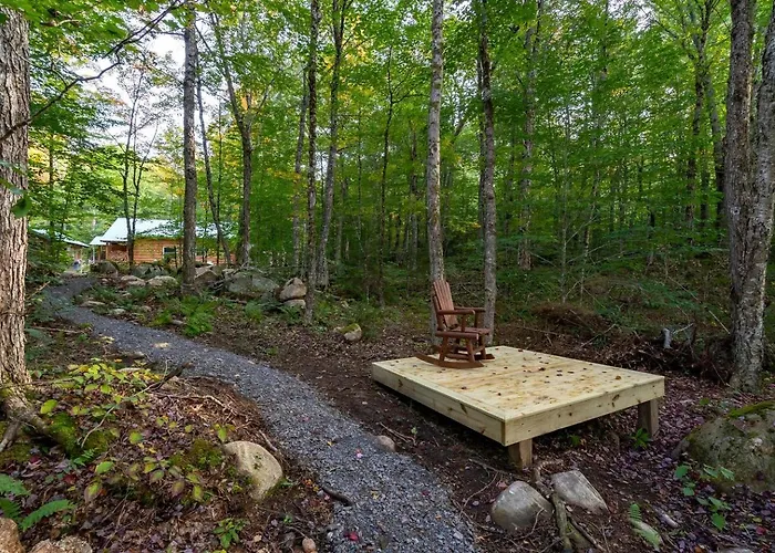 Charming Cabin For Glamping In The Adirondacks, Ideal For A Couples Getaway