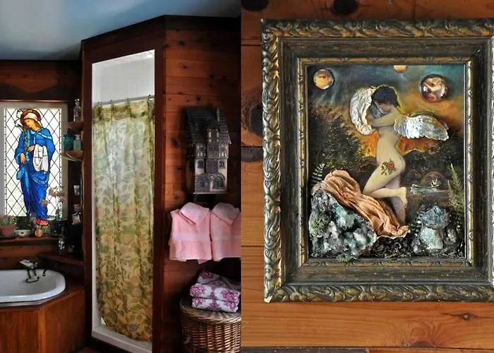 Antique Indonesian Teakwood Cottage For A Romantic Getaway In Petaluma, California