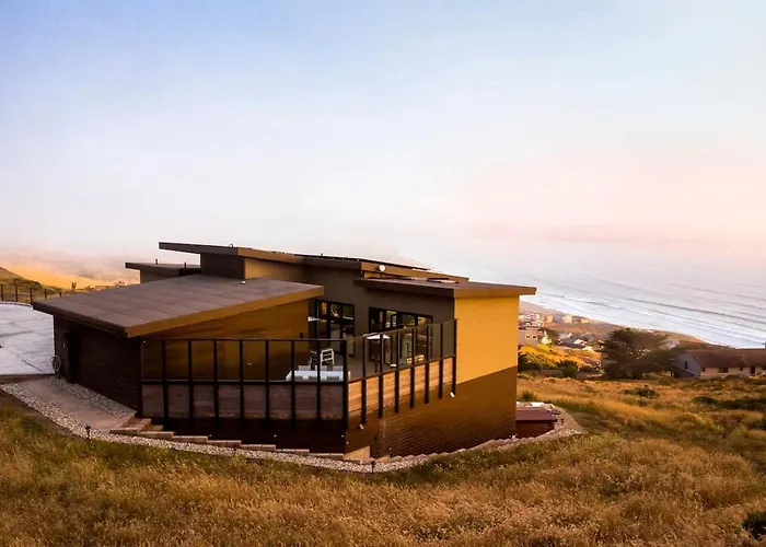 Sky House Boutique Seaside Retreat With Cinema Near Dillon Beach