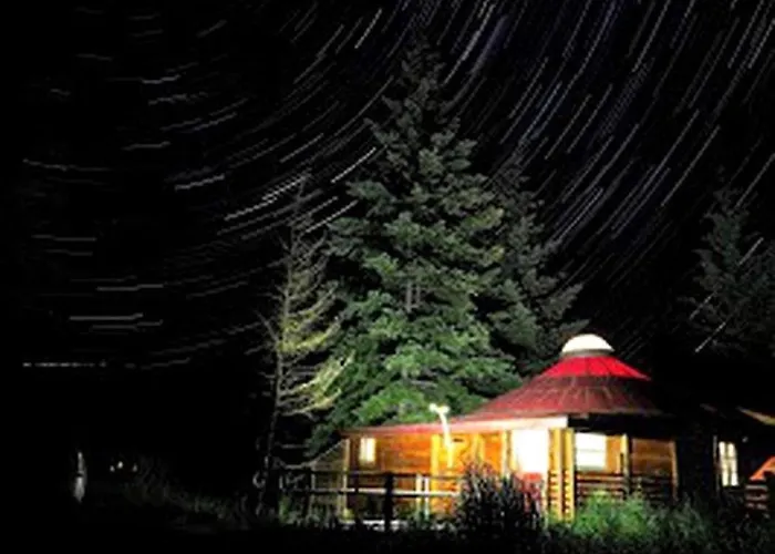 Unique Yurt Rental With A Hot Tub In White Salmon, Washington