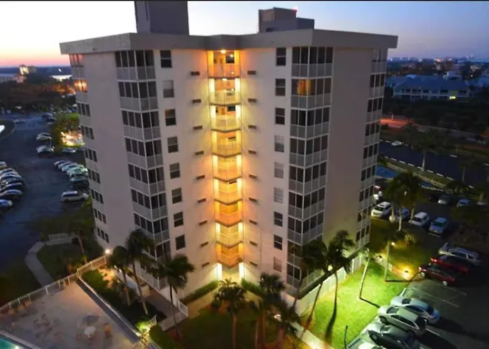 Gulfview Beach Condo With Pool