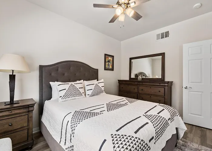 Newly Renovated Condo
