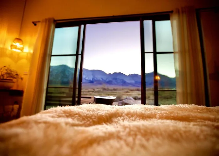 Luxury Design Rental With Breathtaking Mountain Views In Lone Pine, California