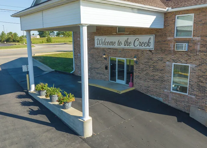 Schmidt'S Creek Hotel