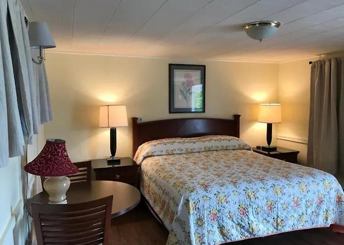 Royale Coach Motor Lodge