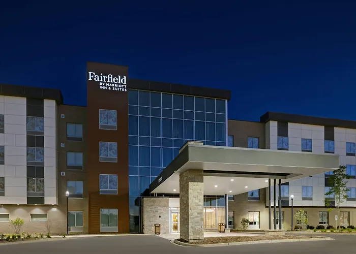 Fairfield Inn & Suites By Marriott Milwaukee Brookfield