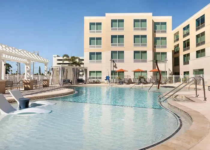 Holiday Inn Express Cape Canaveral By Ihg