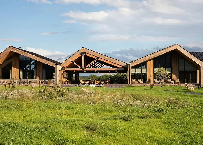 Wildflower Farms, Auberge Collection