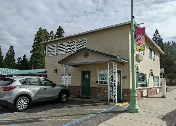 Hi-Lo Motel, Cafe And Rv Park Mount Shasta Area
